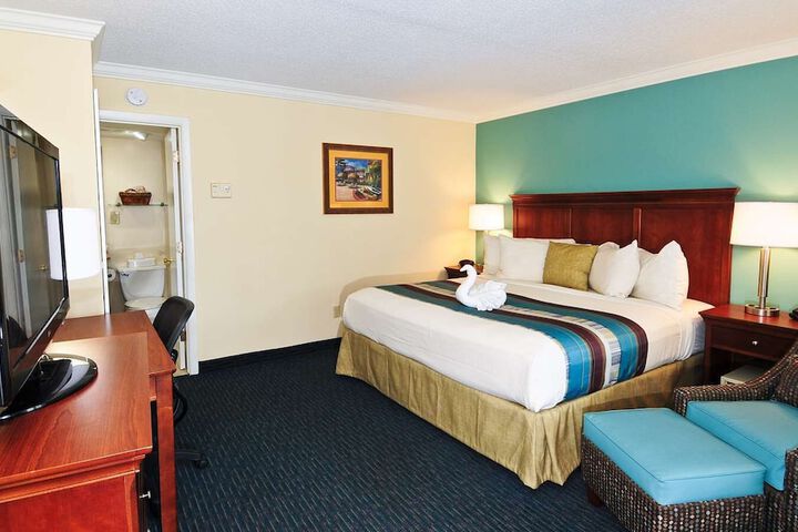 Room 34 of 80