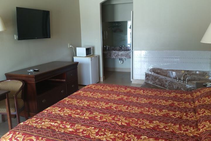 Room 13 of 29
