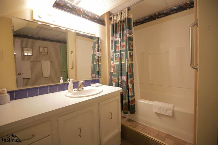Hotel Interior 20 of 110