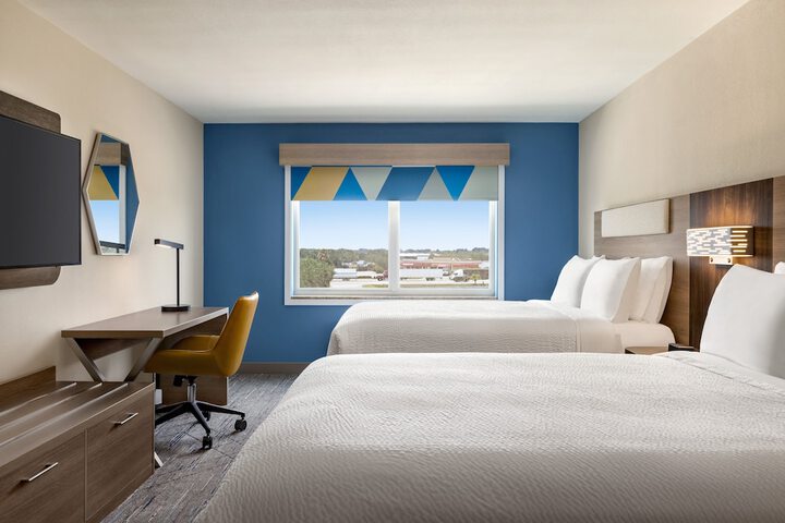 Room 33 of 45