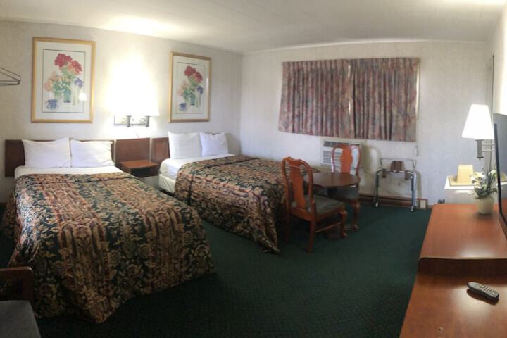 Room 8 of 13