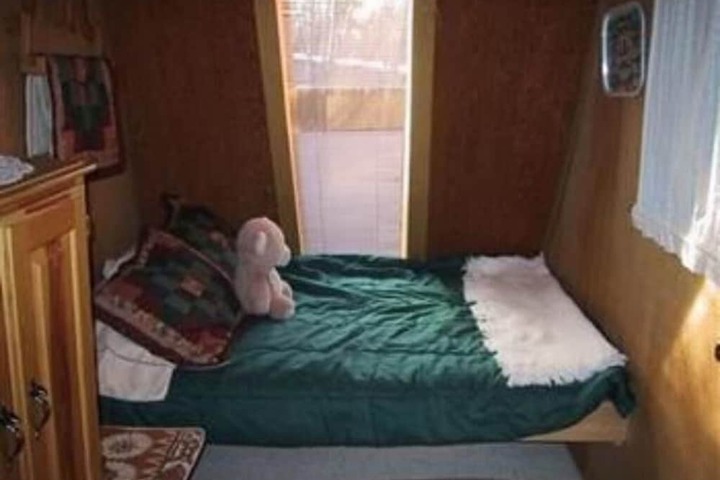 Room 55 of 73