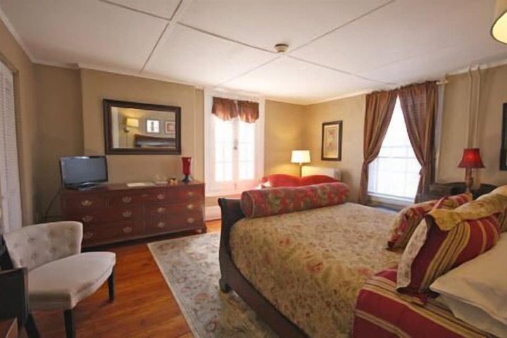 Room 16 of 21