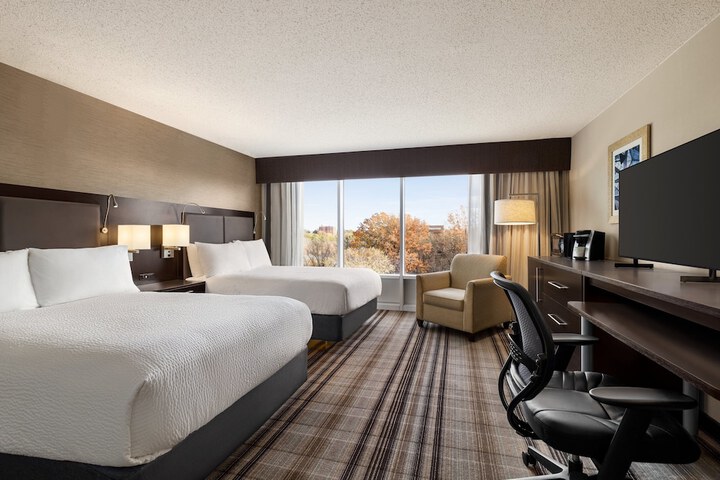 Room 20 of 43