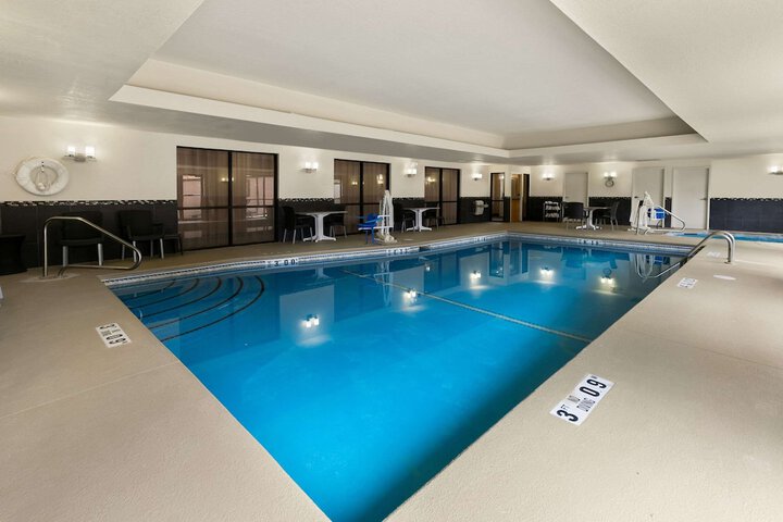 Pool 4 of 35