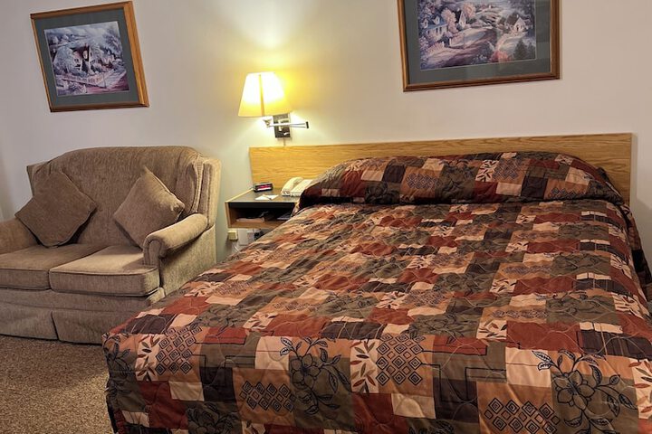 Room 7 of 15