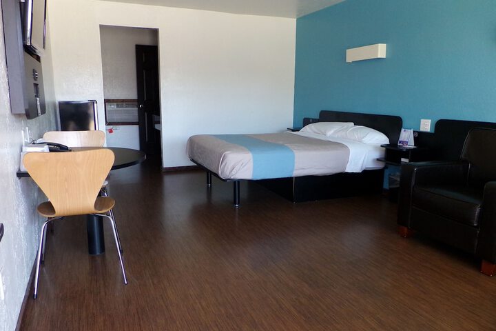 Room 26 of 44