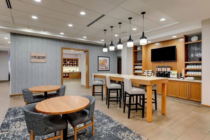 Hyatt Place St. Louis / Chesterfield