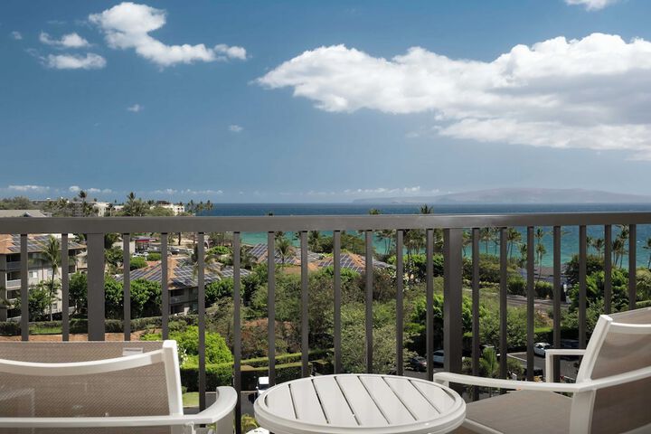 Maui Coast Hotel