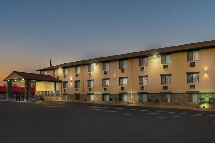 Hotel 3 of 32
