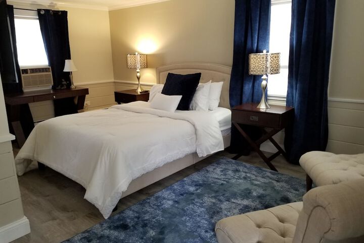 Room 64 of 106