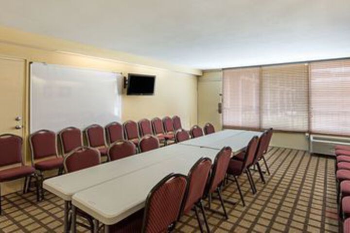 Executive Thibodaux New Orleans Hotel
