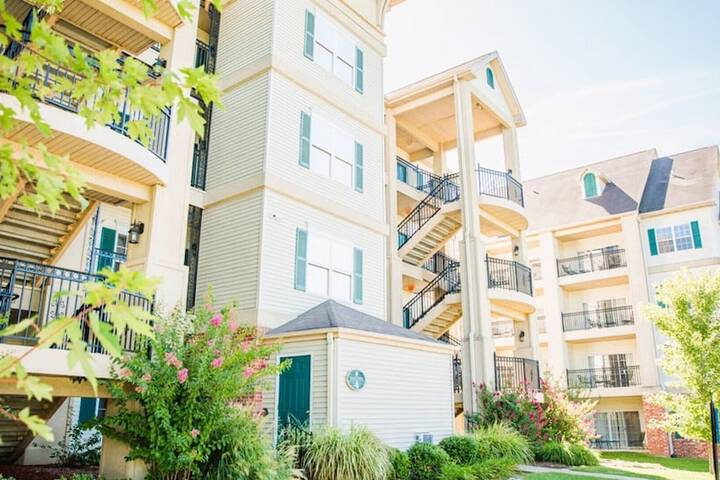 French Quarter Resort