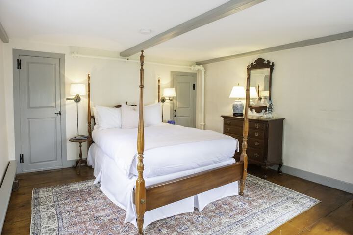 Room 10 of 53