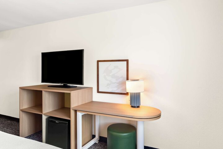 Room 36 of 42