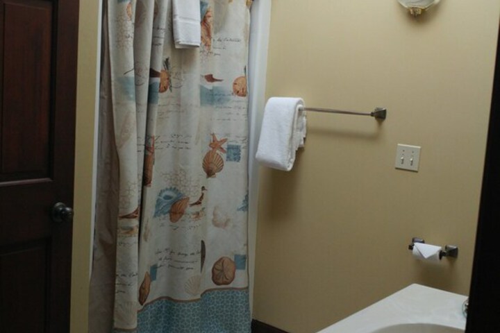 Room 104 of 128