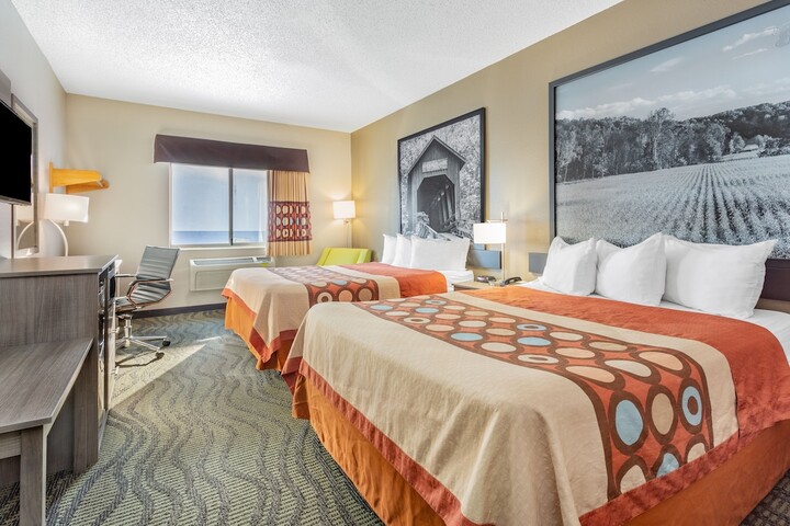 Room 21 of 33