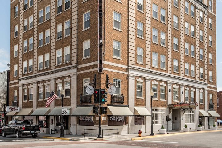 Hotel Bothwell Sedalia Central District an Ascend Collection Hotel