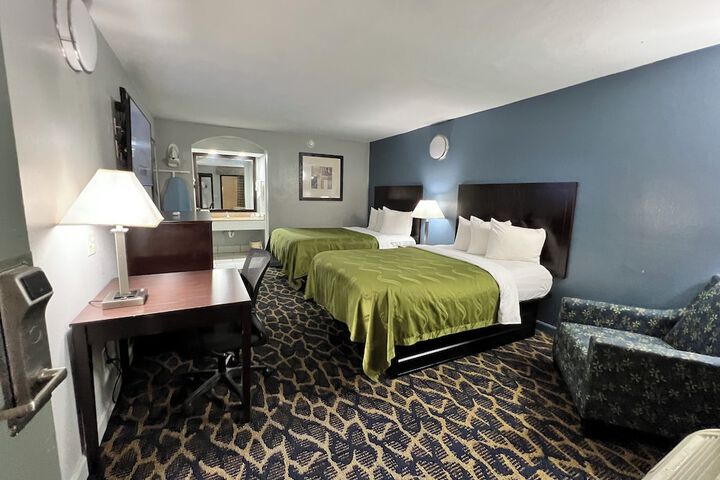 Room 33 of 56