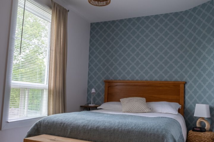 Room 13 of 25
