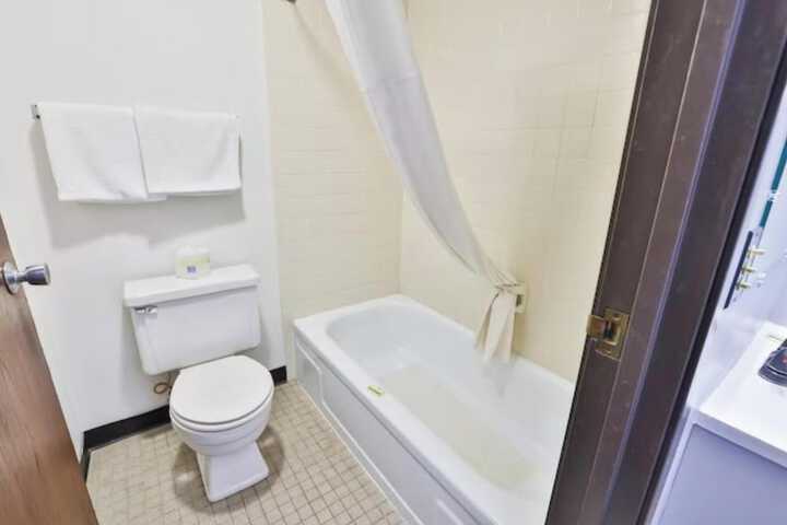 OYO Hotel Pipestone MN Canterbury Park