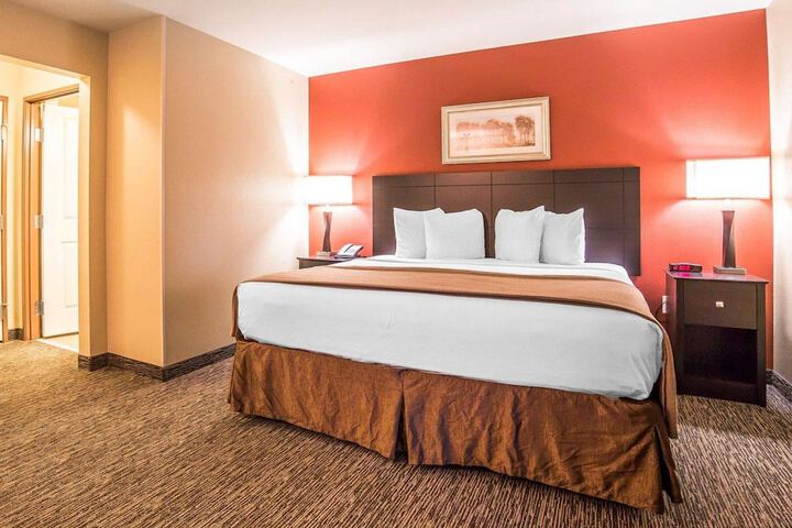 Room 21 of 37