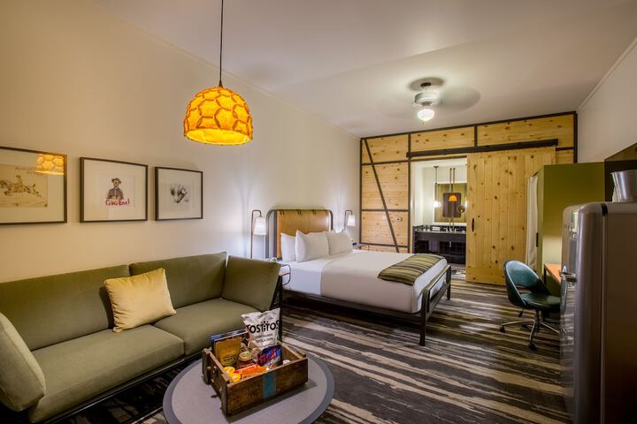 Cavalry Court by Valencia Hotel Collection