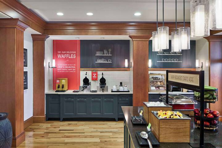 Hampton Inn & Suites Saratoga Springs Downtown
