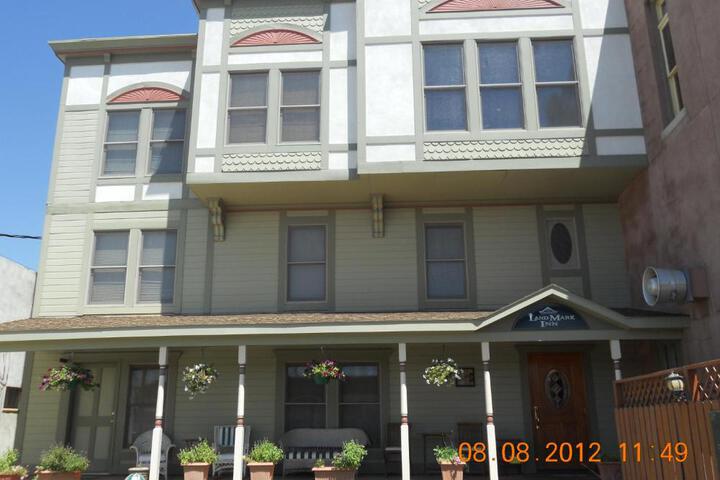 LandMark Inn at the Historic Bank of Oberlin