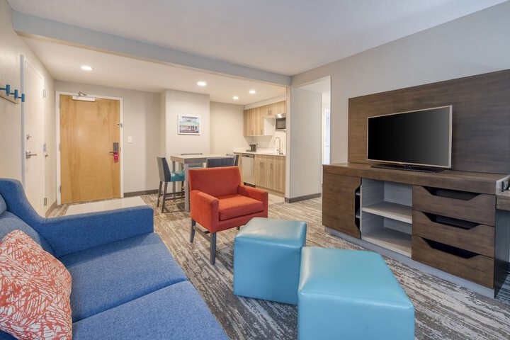 Room 47 of 106