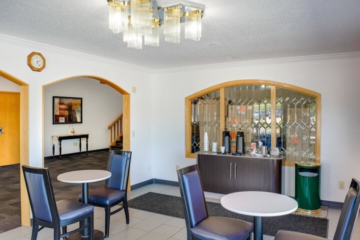 Motel 6 Richmond IN