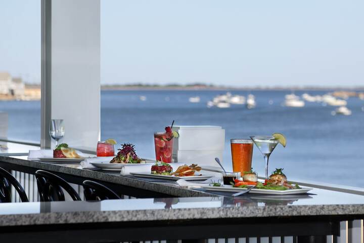 Madison Beach Hotel