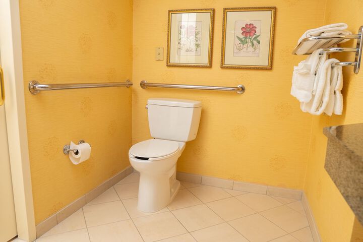Room 13 of 30