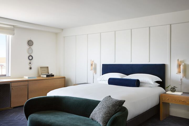 Kimpton Alton Fishermans Wharf by IHG