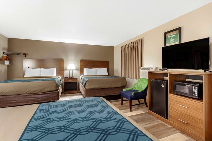 Room 19 of 32