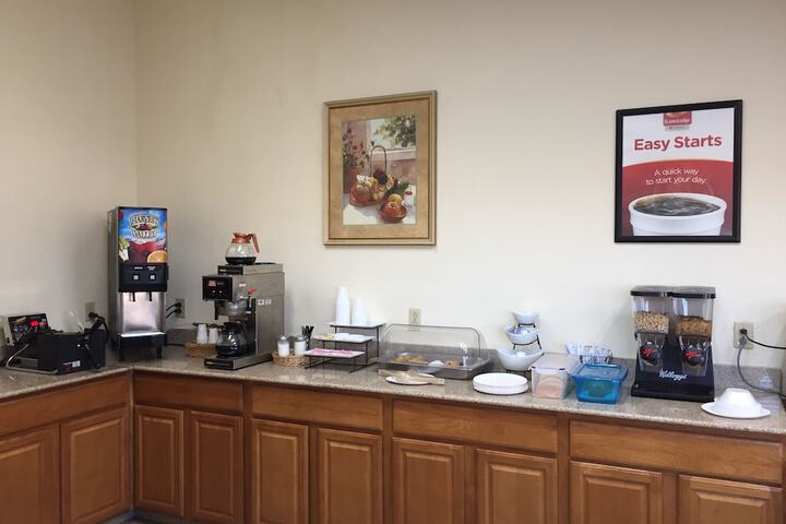 Econo Lodge Norwalk