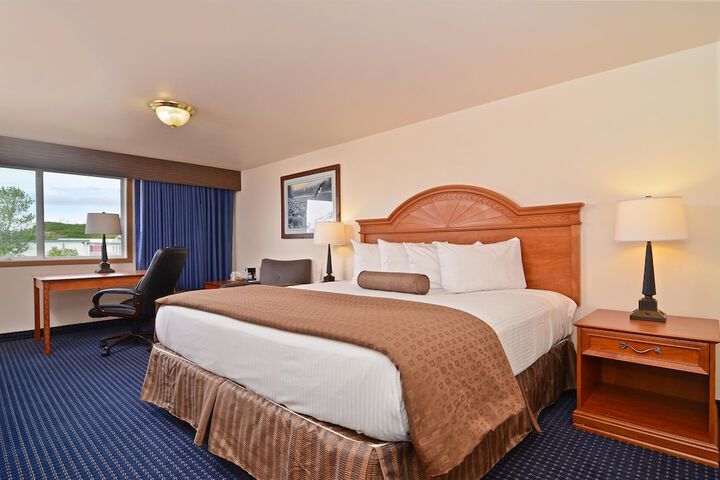 Room 9 of 21