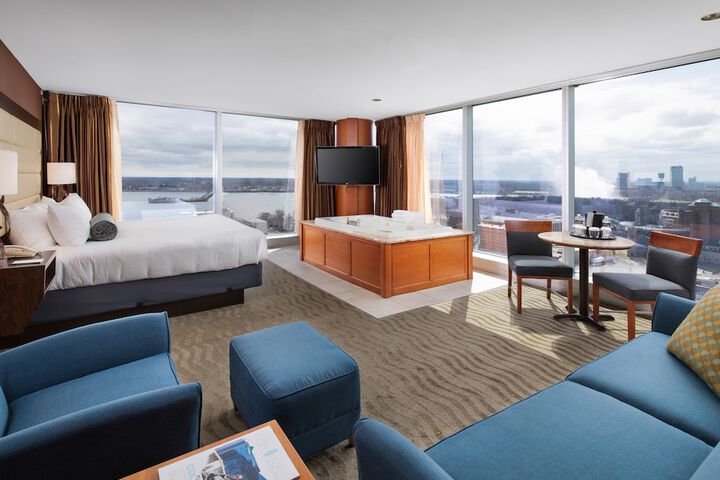 Room 16 of 23
