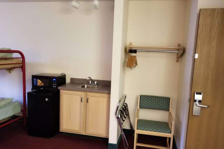 Room 187 of 232