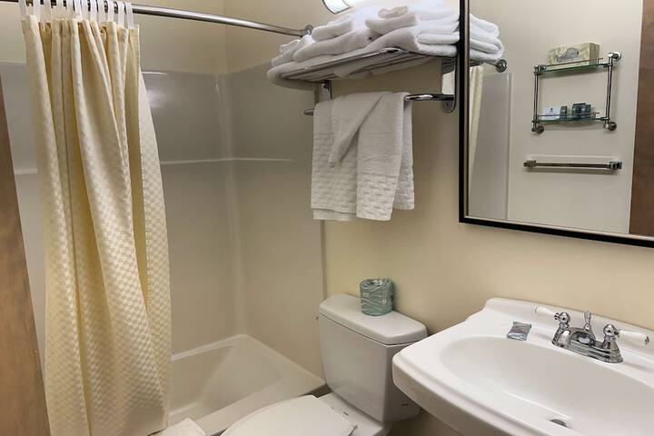Room 20 of 42