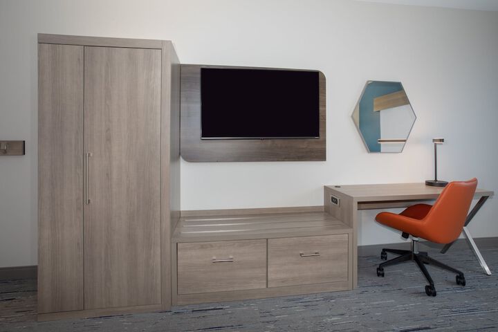 Room 16 of 51