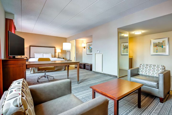 Hampton Inn Boston - Norwood
