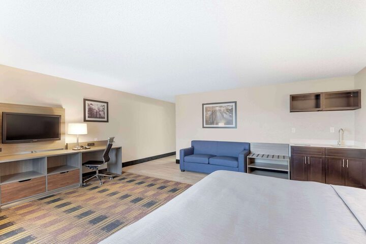 Quality Inn Newton at I-80