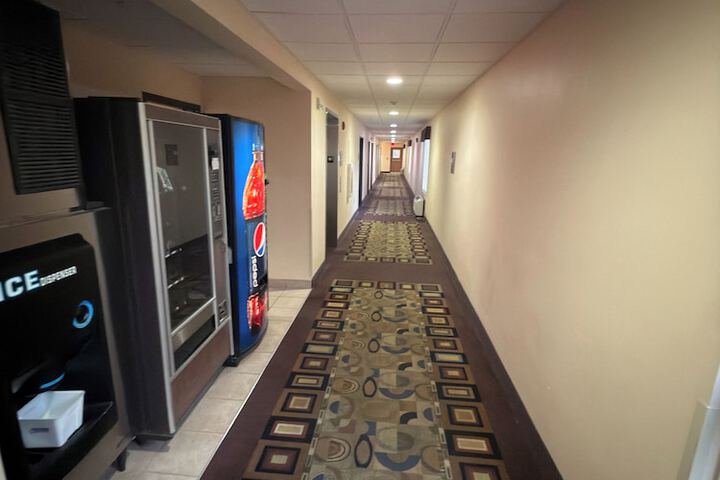 Americas Best Value Inn St. Robert