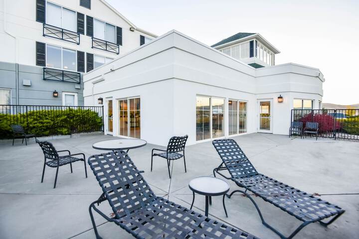 Shutters Hotel