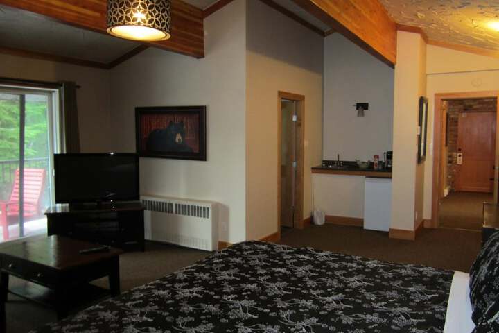 Room 21 of 37