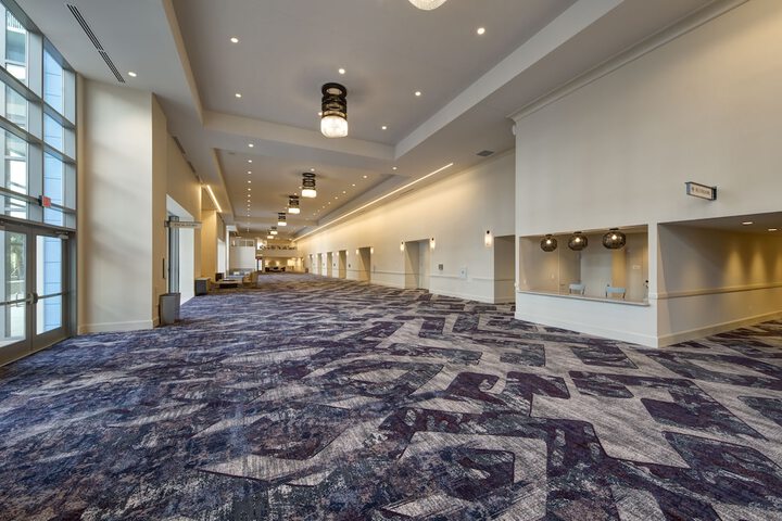 Universals Loews Sapphire Falls Resort