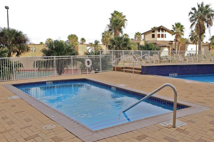 Pool 13 of 231