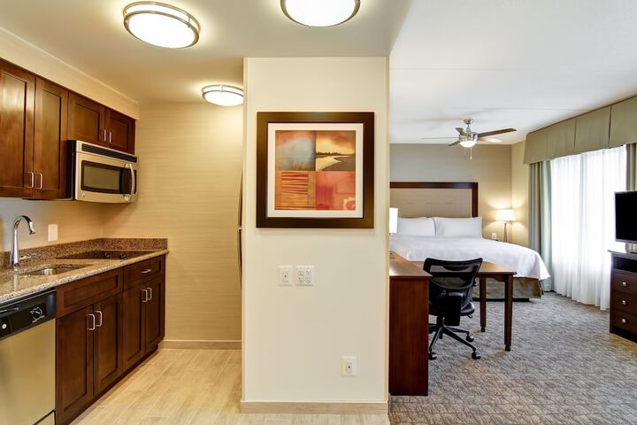 Homewood Suites by Hilton Woodbridge