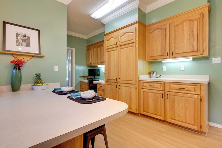 Chic Home w / Club Access Near Bay St. Louis!